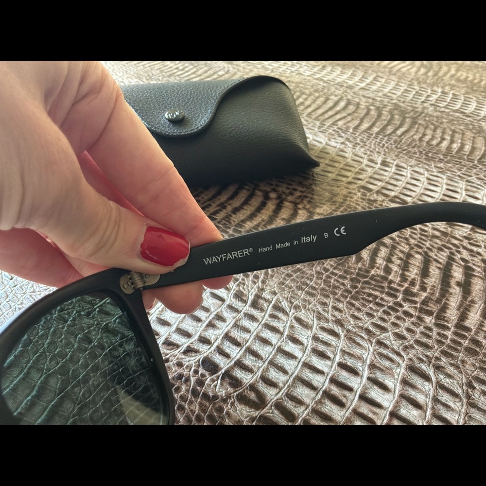 Ray-Ban Wayfarer - Picture 3 of 7